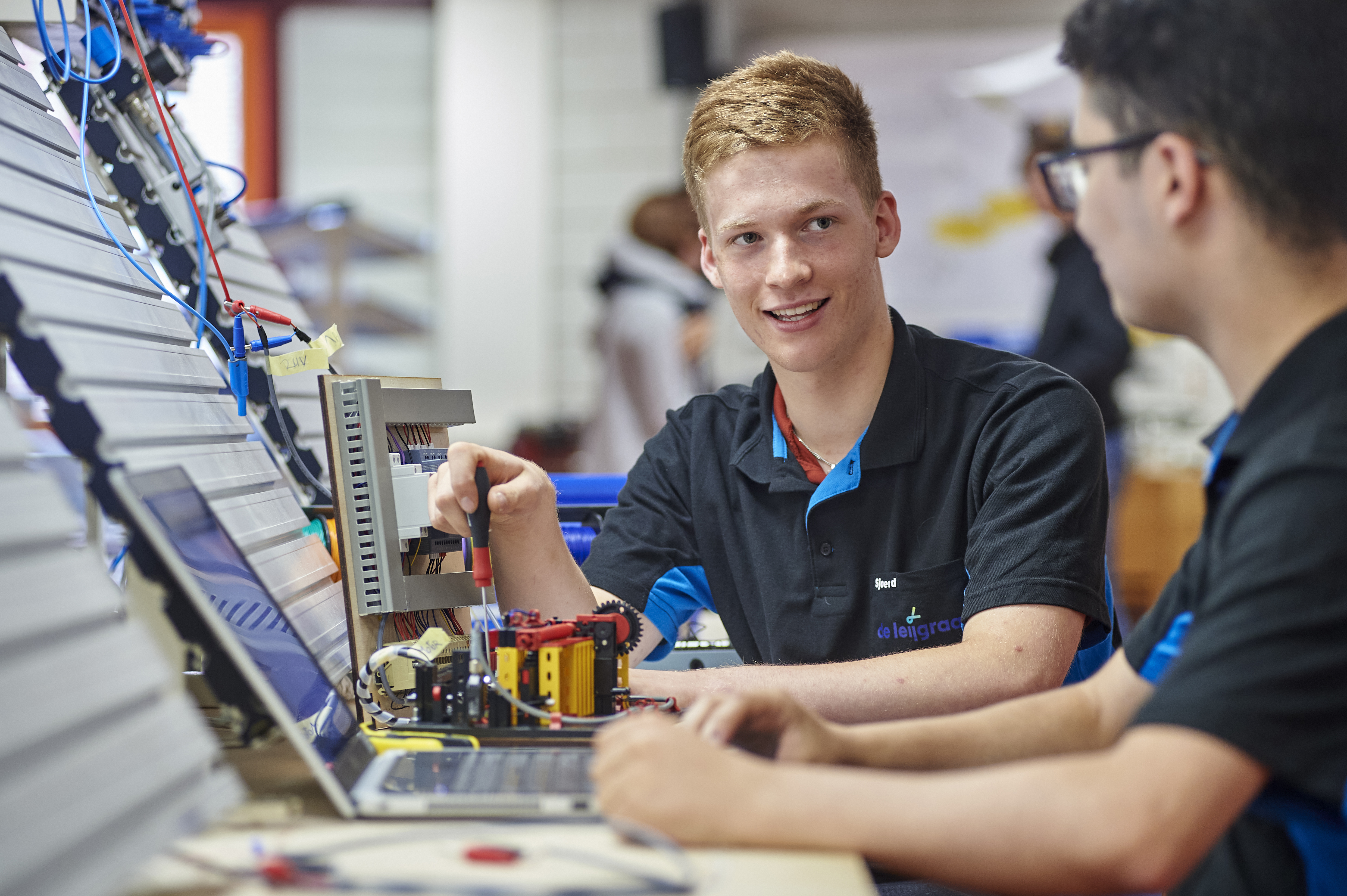 Mbo-opleidingen Techniek En Laboratorium | Koning Willem I College